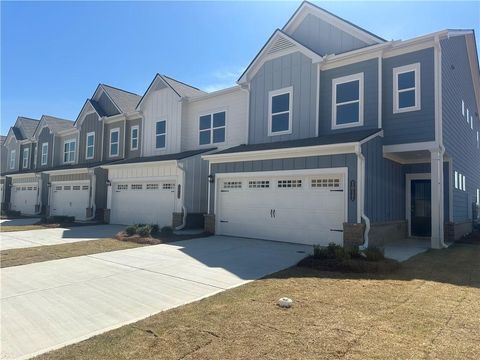 Townhouse For Rent - 1017 Stiles Circle<br/> Cartersville, GA 30120