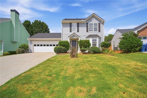 Homes For Sale - 2479 Feathertree Lane<br/> Lawrenceville, GA 30044