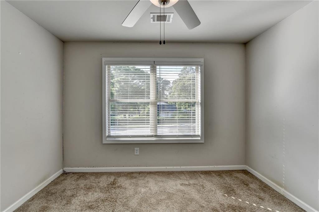 4421 Fulson Drive, Lilburn, Georgia image 41