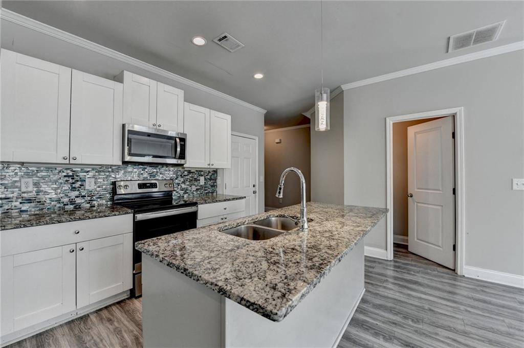 4421 Fulson Drive, Lilburn, Georgia image 13