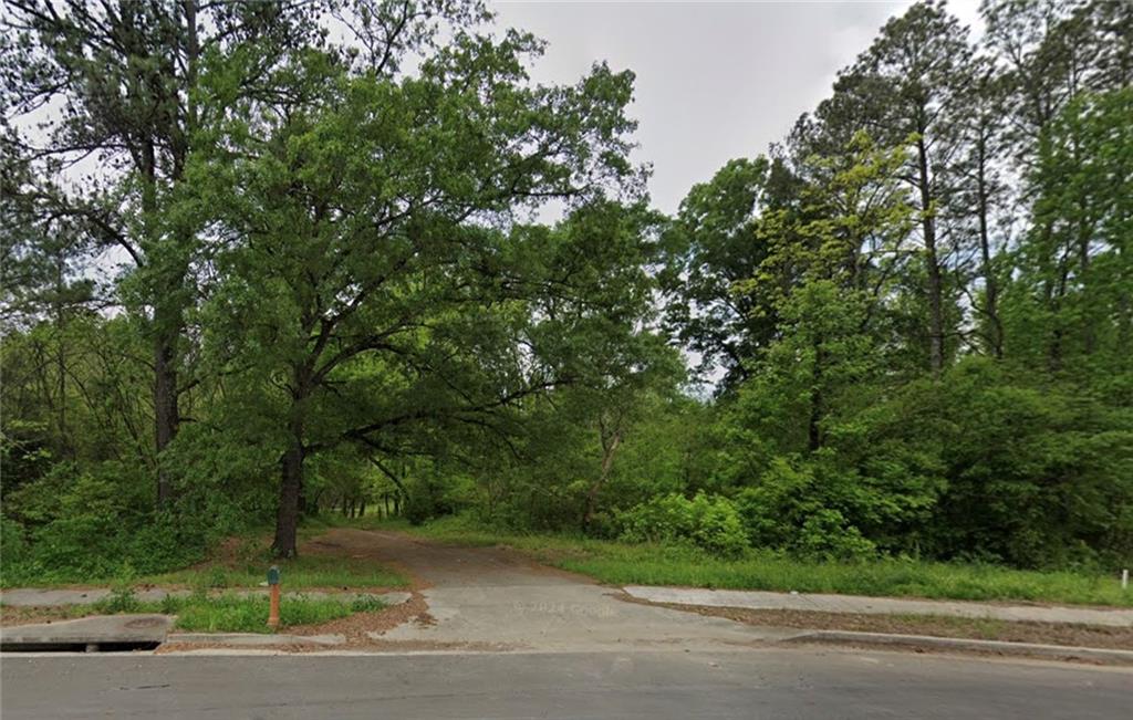 Great residential or commercial lot with .61 acres. Be a great lot for small commercial building.