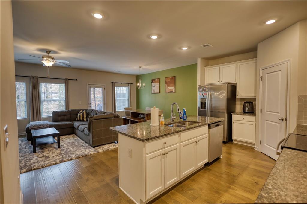 4543 Ashbrooke Trace