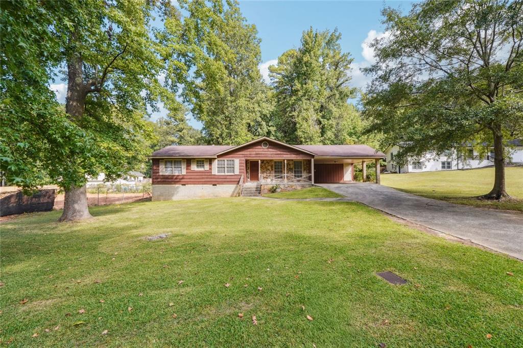 LISA VINEYARD - Residential