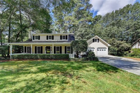 1981 Shoreline Trace Grayson GA 30017