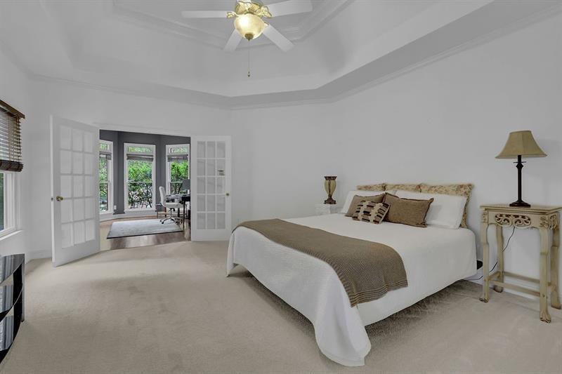 6410 Oak Valley Drive