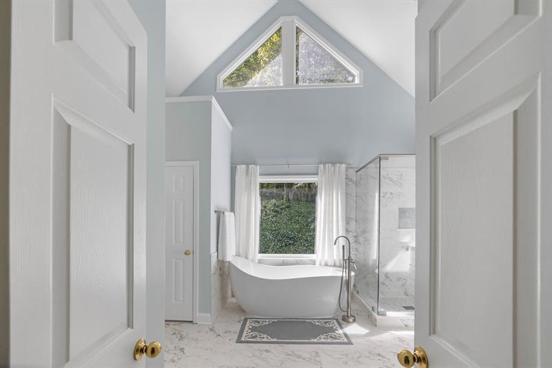 6410 Oak Valley Drive