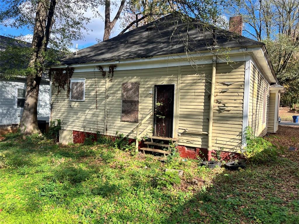 309 Holderness Street SW