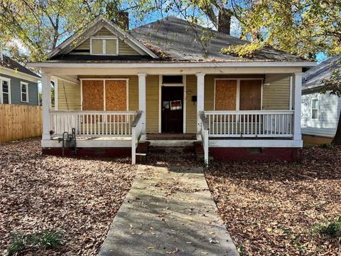 309 Holderness Street SW Atlanta GA 30310