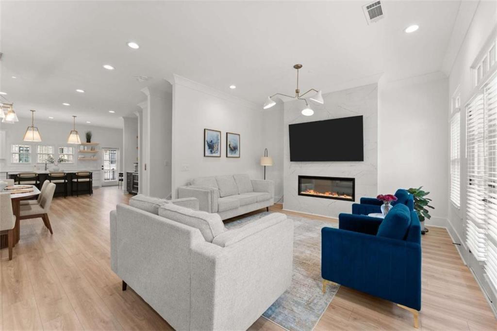 338 SUGARVIEW Road