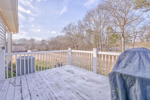 A home in Calhoun