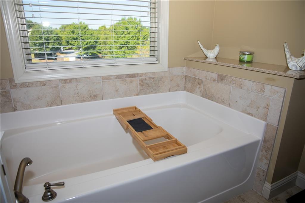Photo 25 of 26 of 9931 MANCUNIAN Way townhome