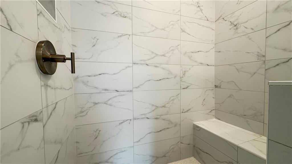 East Cobb Walk - Residential Lease