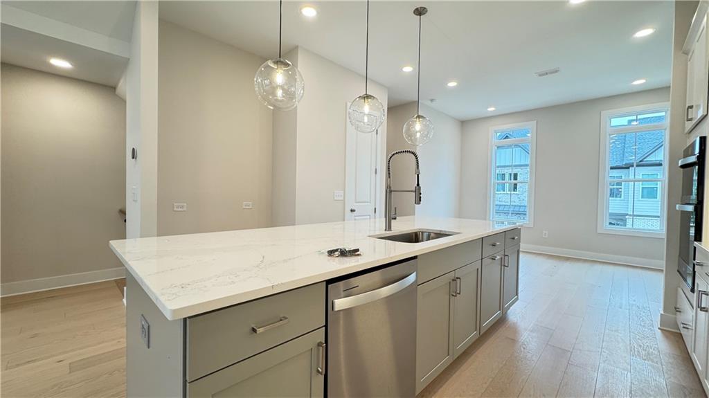 East Cobb Walk - Residential Lease