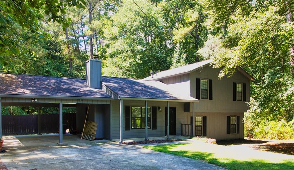 4685 Barnes Court