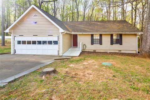 1850 Coachman Cove Snellville GA 30078