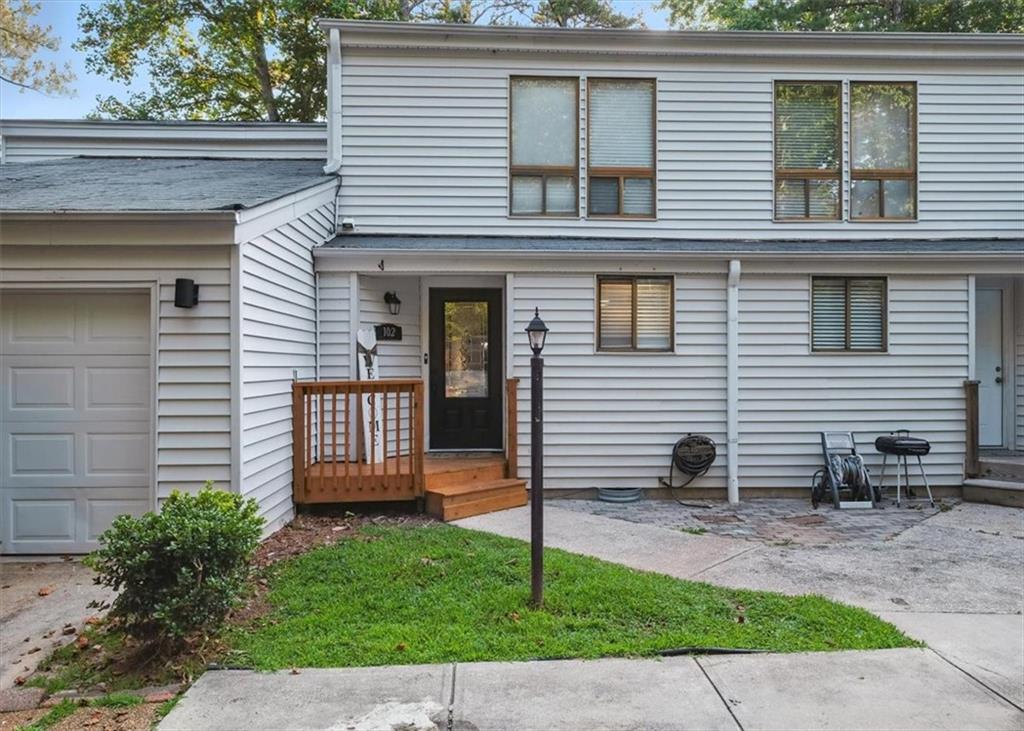!!BACK ON THE MARKET!! Discover this charming and well-maintained 2 bed, 1.5 bath renovated townhouse located in the sought-after Fairfield subdivision. This updated home offers a cozy, move-in ready living space perfect for comfortable everyday living or weekend getaways. Enjoy all the community has to offer, including lake access, boating, a marina, swimming pool, tennis courts, and more—all just steps from your door. Whether you’re looking for a primary residence or a low-maintenance retreat, this home blends convenience, charm, and a lifestyle full of amenities.