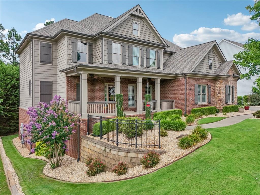 1870 Marcia Overlook Drive