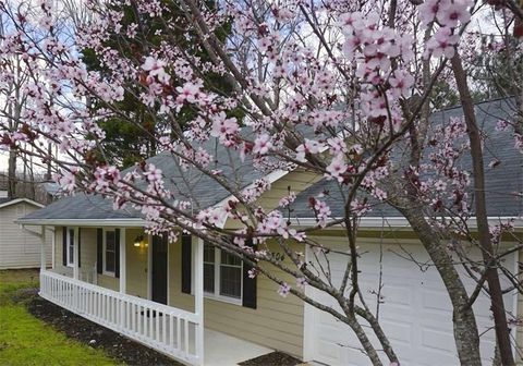 Homes For Sale - 1504 Sugarplum Place<br/> Conyers, GA 30094