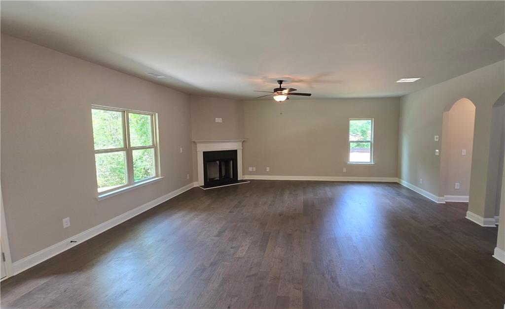 956 Lakeview Oaks Court