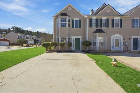 Townhouse For Sale - 104 Benfield Circle<br/> Bartow County, Cartersville, GA 30121