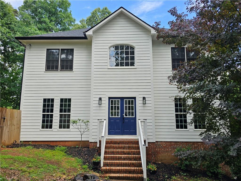 225 NACOOCHEE Drive