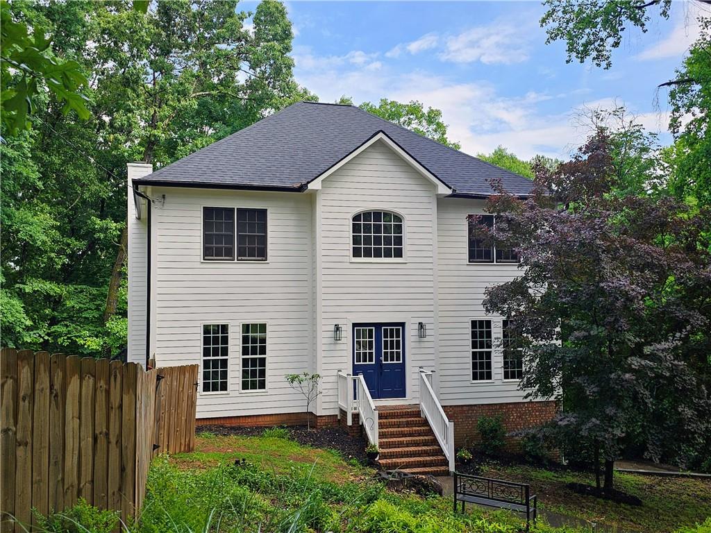225 NACOOCHEE Drive