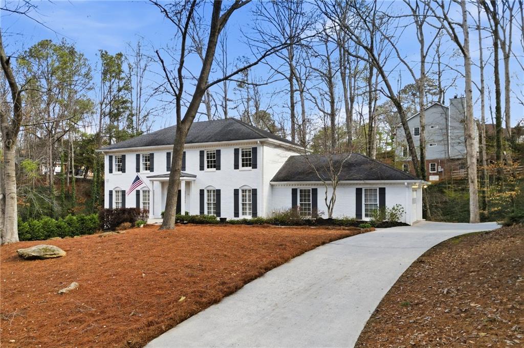 985 Hickory Oak Hollow