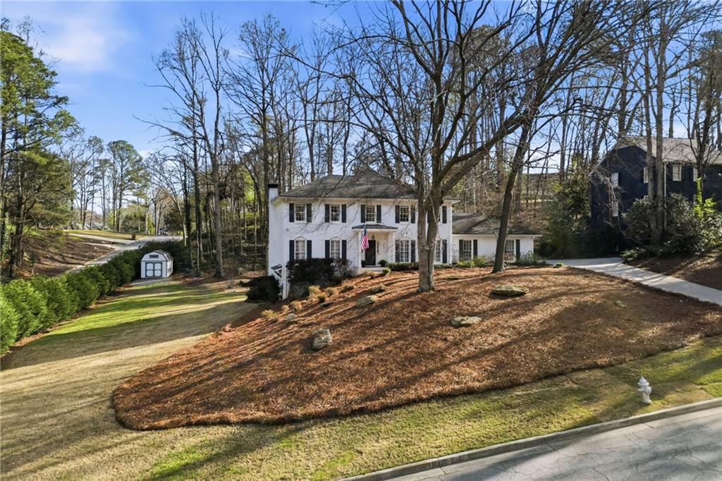 985 Hickory Oak Hollow