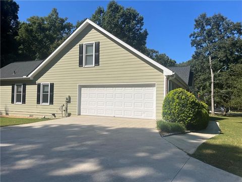 A home in Mcdonough