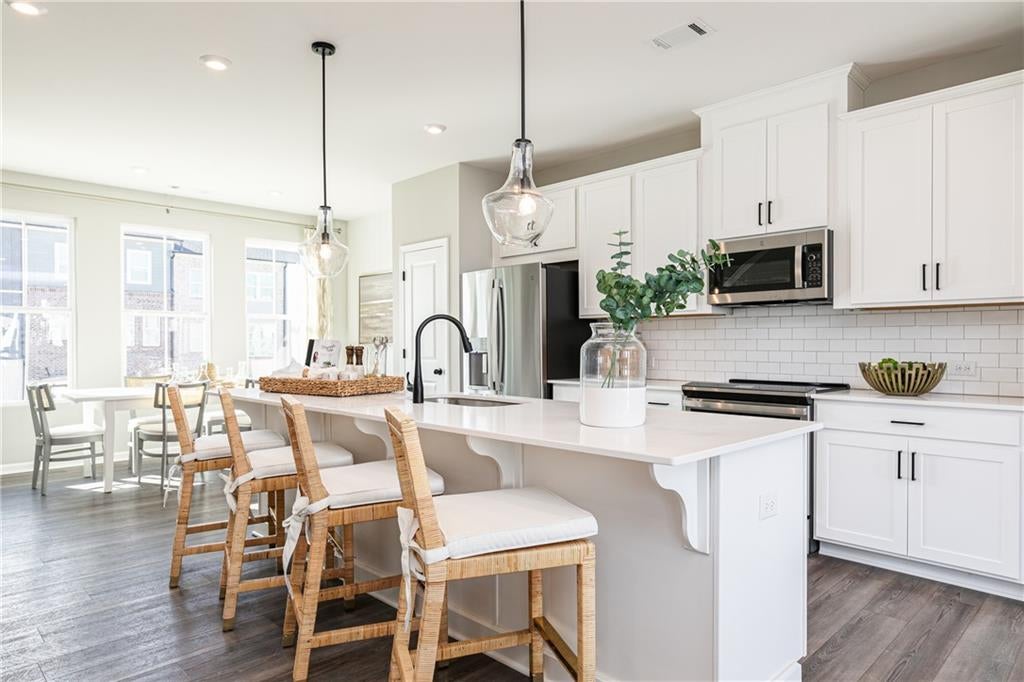 3290 Basil Oak Drive