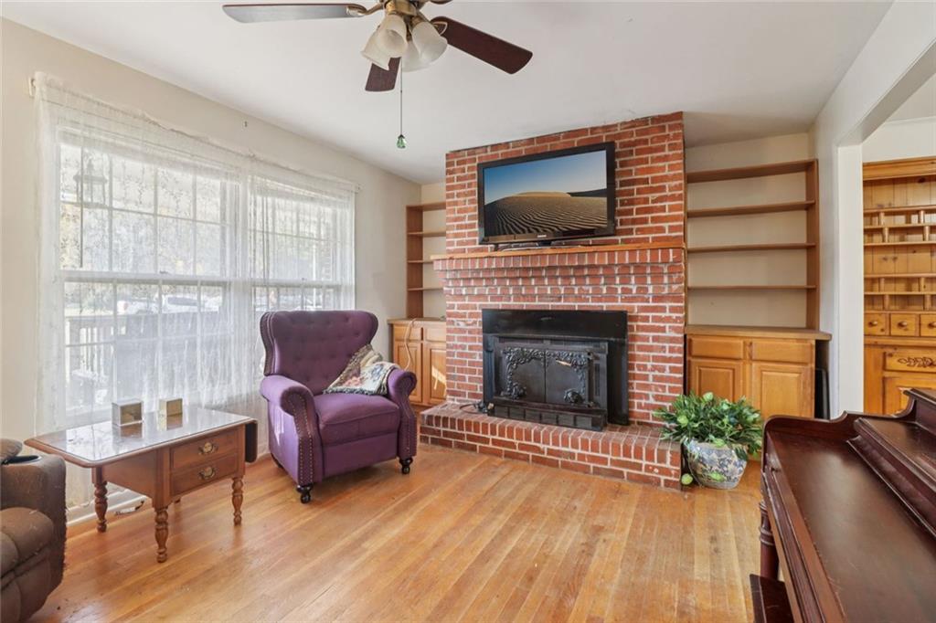 5735 Burnt Hickory Road