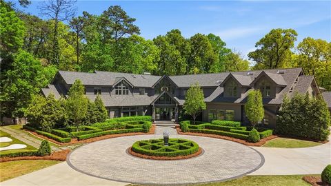 Photo of 2883 W Roxboro Road NE, Atlanta, GA 30324 (MLS # 7752836)