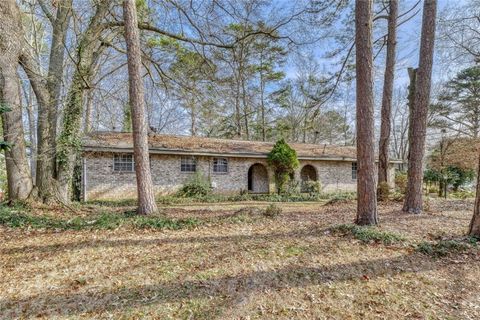 Homes For Sale - 6655 Leisure Trail<br/> Atlanta, GA 30349