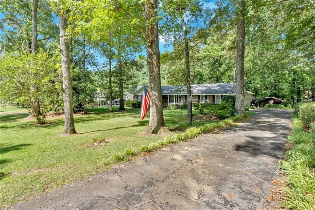 217 Cherokee Circle
