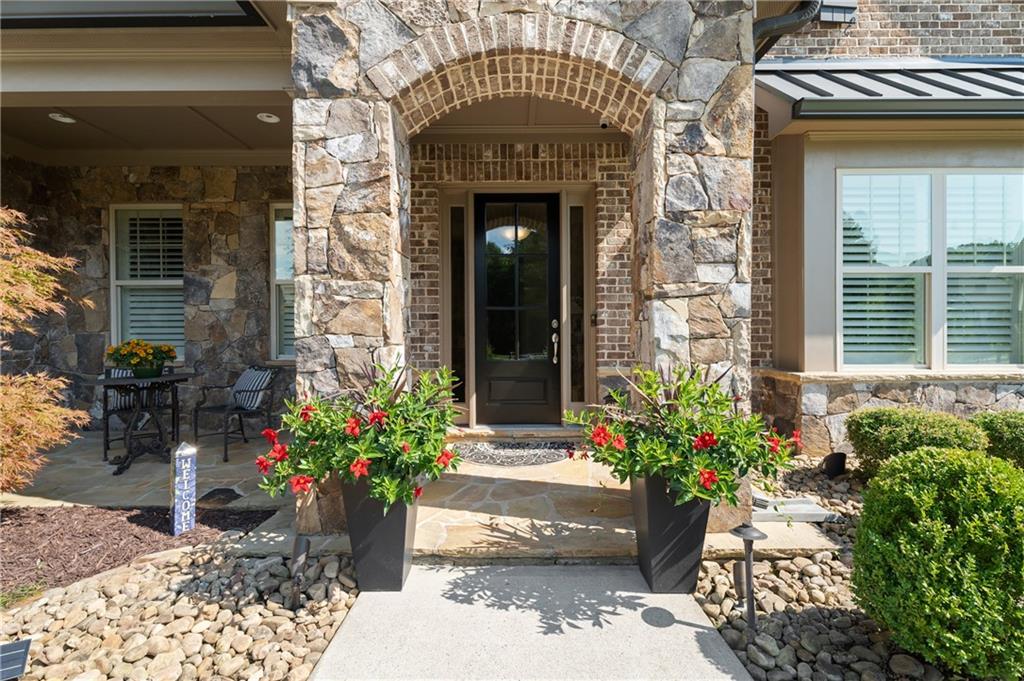 740 Creekside Bend