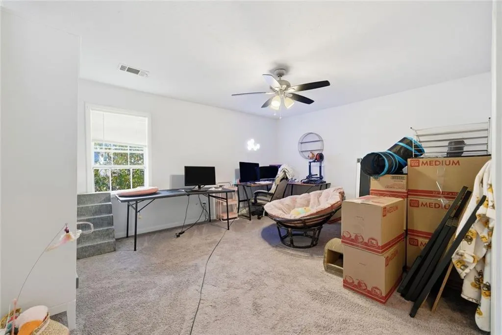 Acworth, Georgia 30101, United States, 2 Bedrooms Bedrooms, ,3 BathroomsBathrooms,Residential,Active,243335