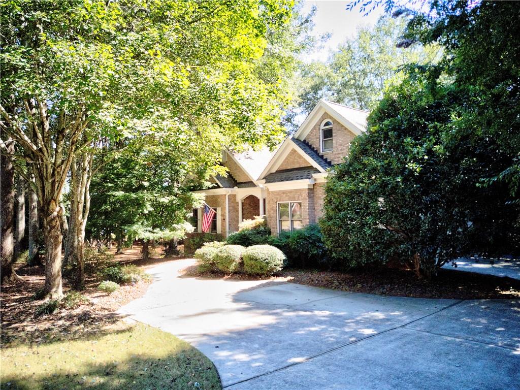 6224 Waters Edge Drive