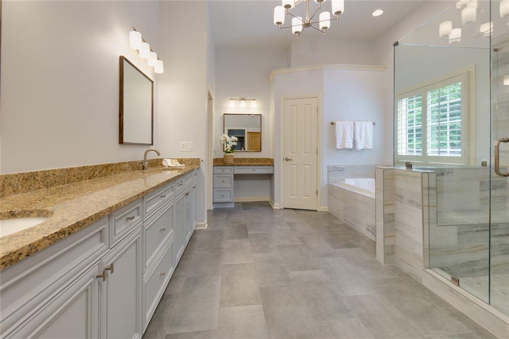 5045 Huntwood Way, Roswell, Georgia image 38