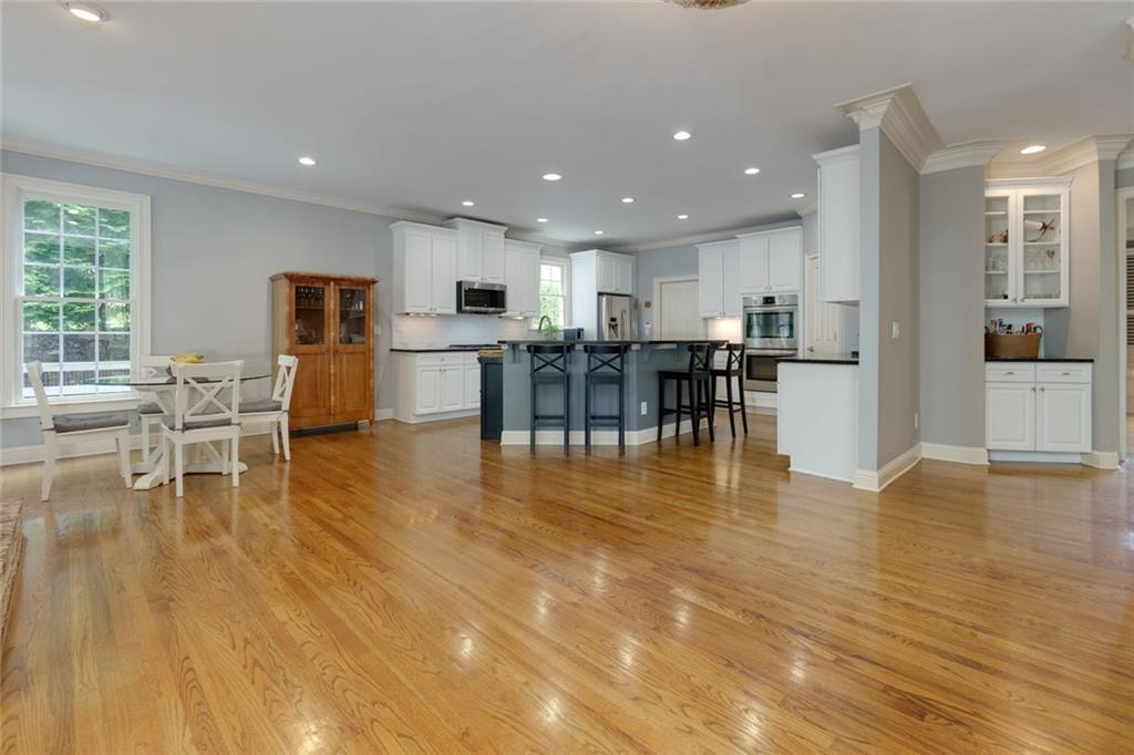 5045 Huntwood Way, Roswell, Georgia image 18