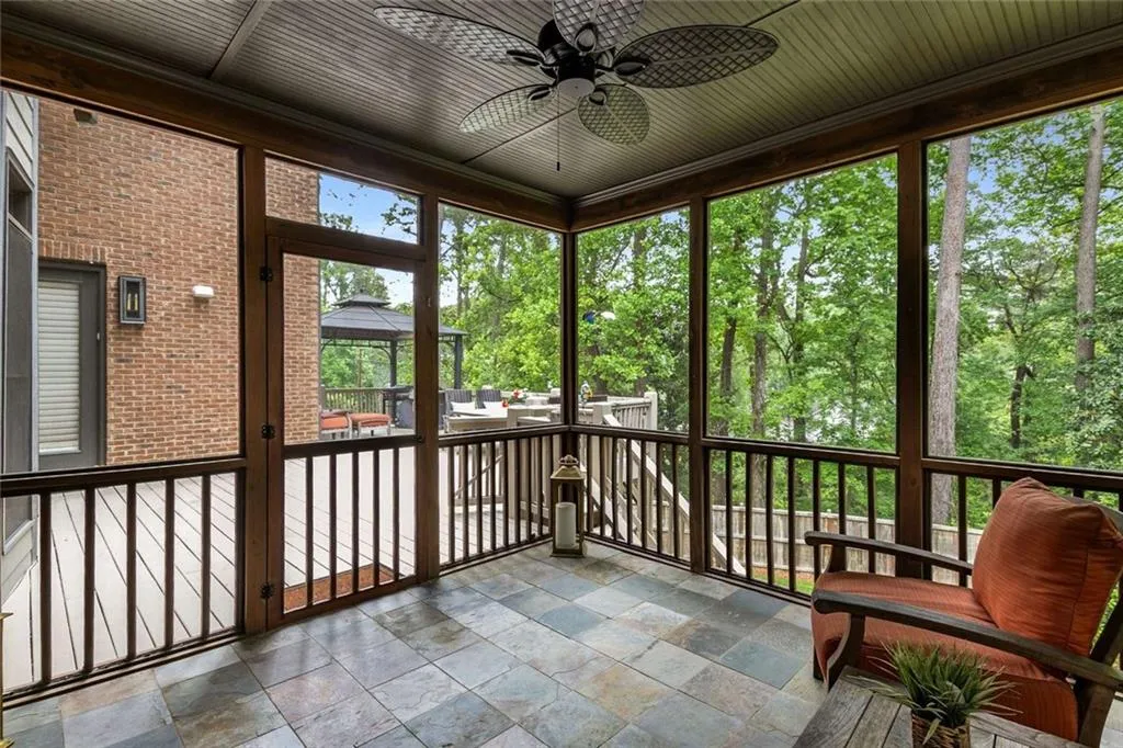 Brookhaven, Georgia 30319, United States, 6 Bedrooms Bedrooms, ,6 BathroomsBathrooms,Residential,Active,116594