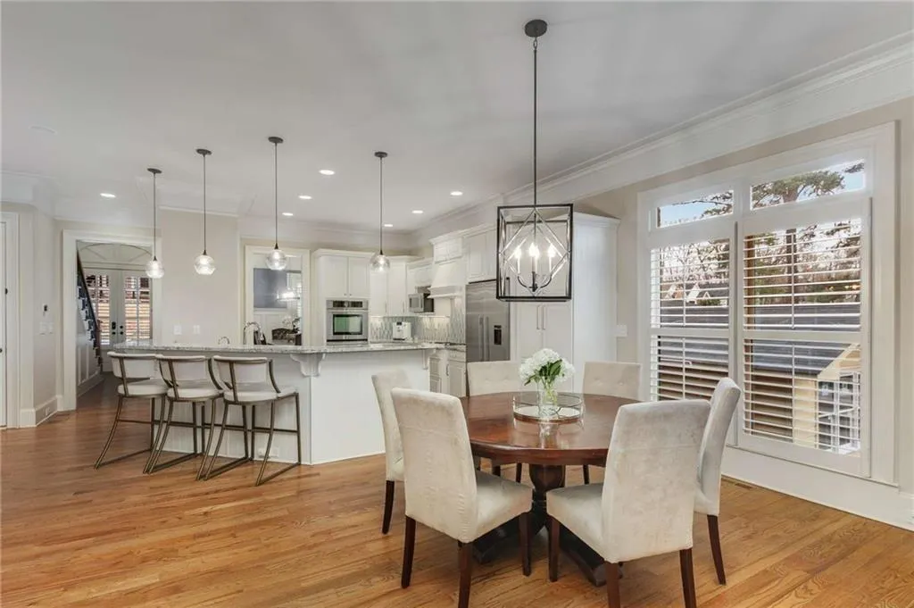 Brookhaven, Georgia 30319, United States, 6 Bedrooms Bedrooms, ,6 BathroomsBathrooms,Residential,Active,116594