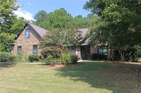 Homes For Sale - 1238 Fairwinds Drive<br/> Walton County, Loganville, GA 30052