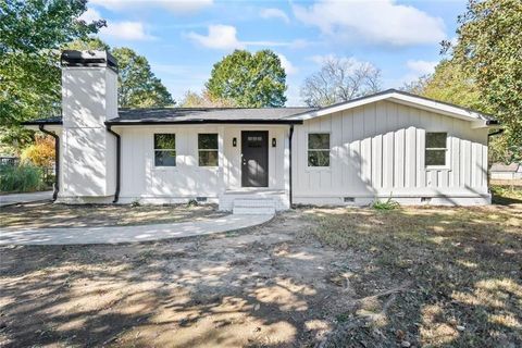 Apartment For Sale - 1791 Crestridge Circle<br/> Conyers, GA 30012