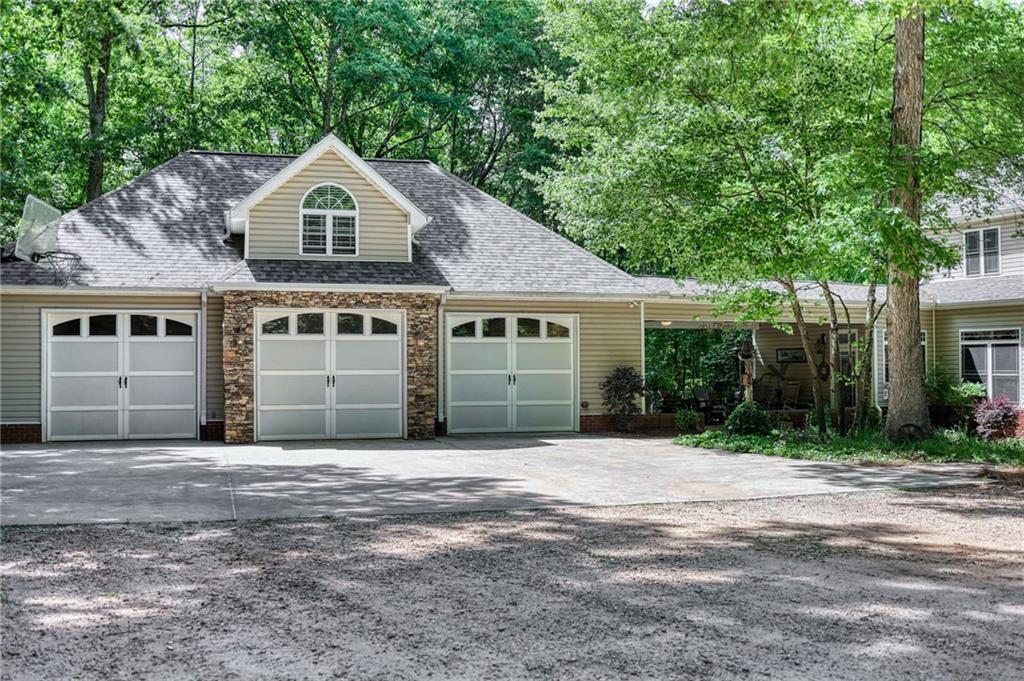 300 Fincher Lane