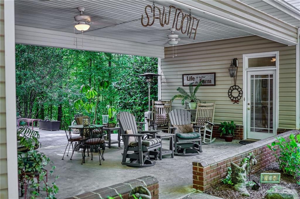 300 Fincher Lane