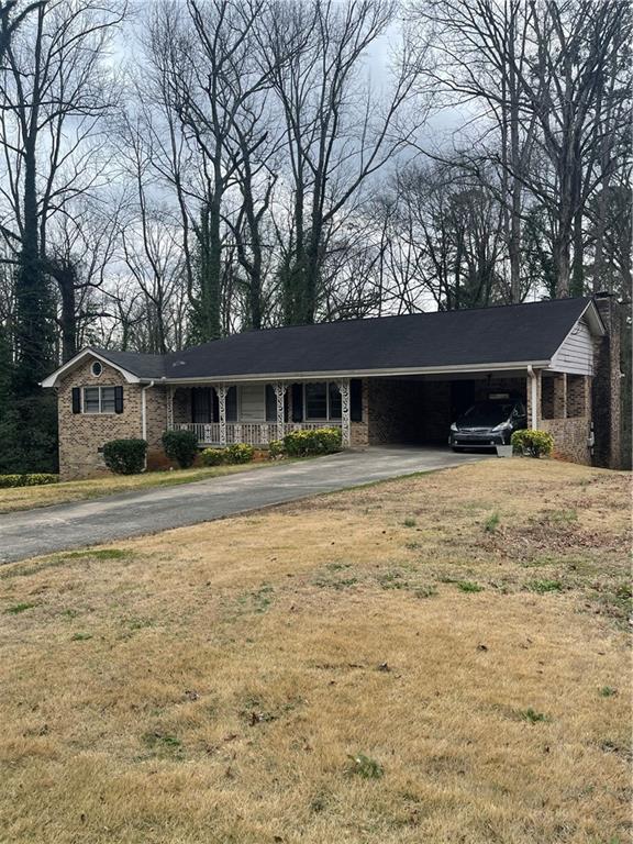 Convenient Location. Close to Shopping/CDC/Downtown Decatur and schools. Two Minutes to I-20. Seven minutes to I-285.Finished/heated portion on basement ideal for family gathering or Game room with access to large, shaded backyard. Vouchers Accepted.