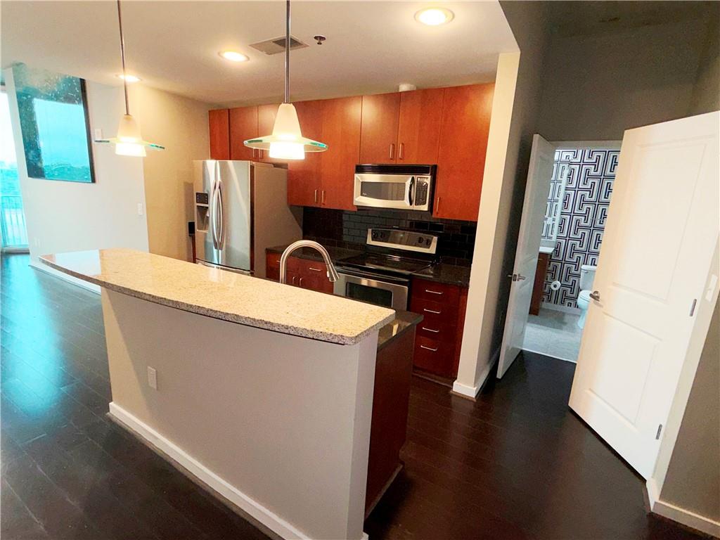 361 17th Street NW 816