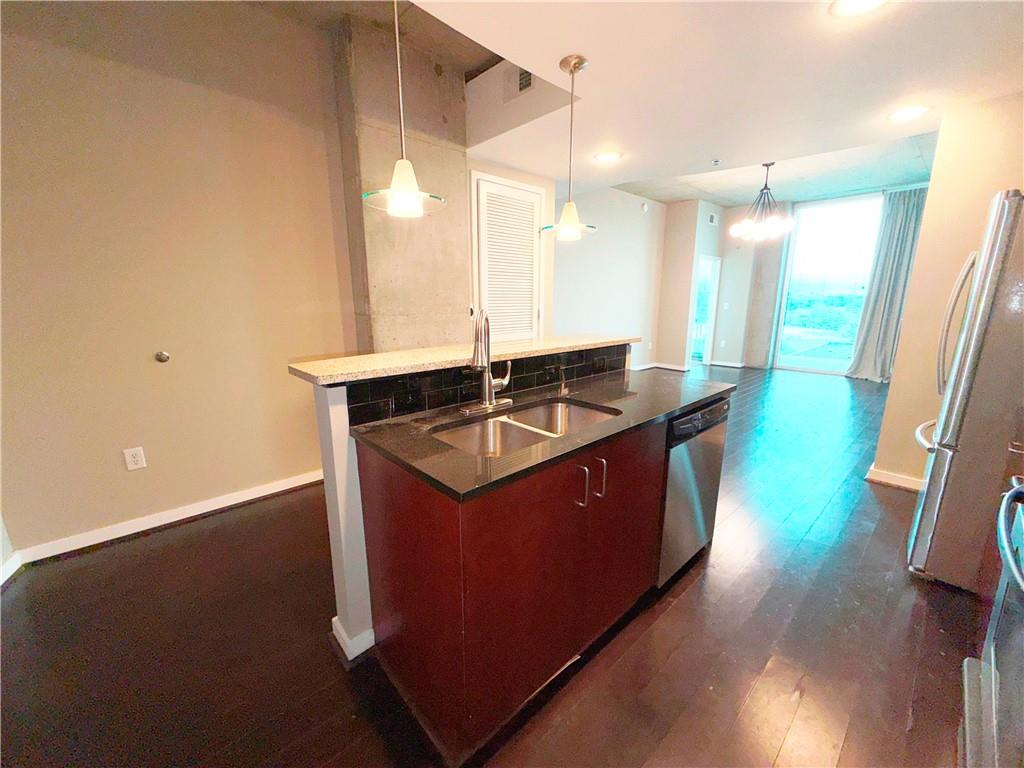 361 17th Street NW 816