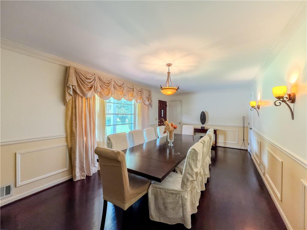 2377 Midvale Circle