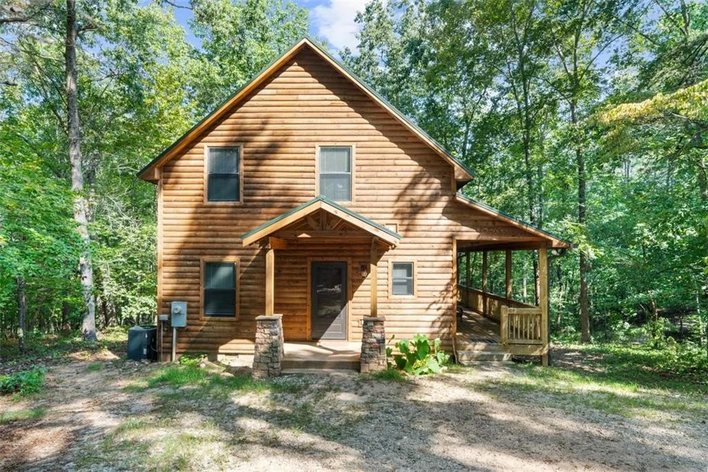 63 Collinsbrook Trail, Cleveland, GA, 30528